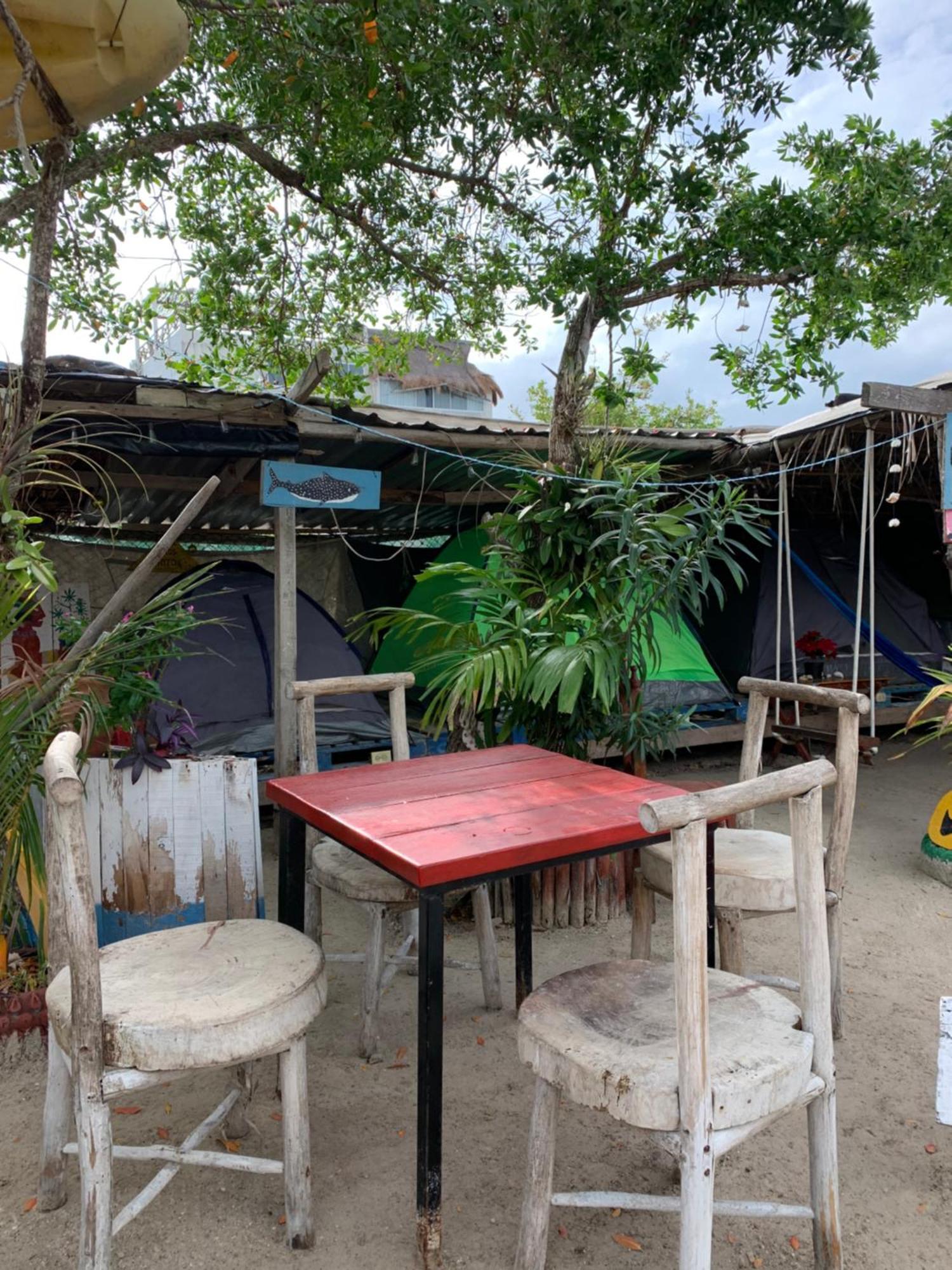 Casa De Los Santos Camping Y Eco Cabanas Isla Holbox Exterior foto
