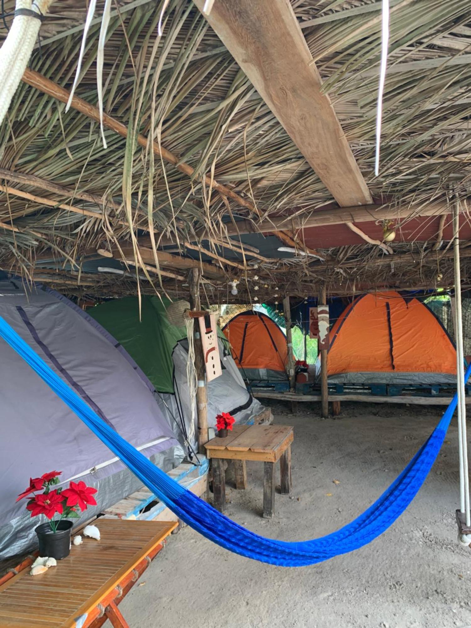 Casa De Los Santos Camping Y Eco Cabanas Isla Holbox Exterior foto